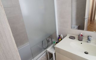 InInchiriere apartament 3 camere - Poză 4