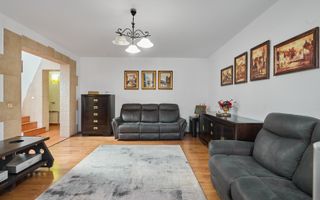 Casa + 305 mp terem curte proprie in zona rezidentiala Gavana - Poză 4