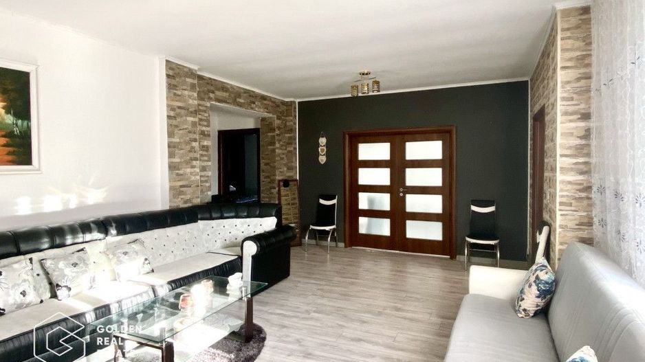 Casă de vânzare în Titu, jud. Dâmbovița, amenajată complet - Poză 6