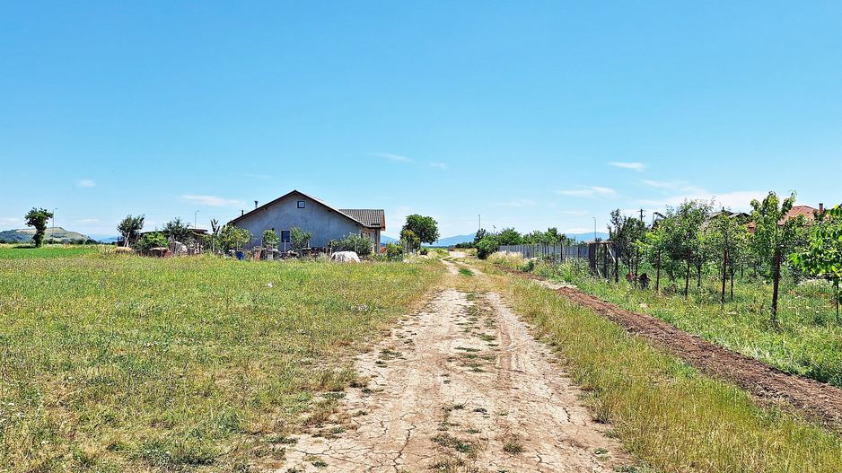 Bod, intrare dinspre Sanpetru, teren intravilan 662mp, pret 33100 euro - Poză 1