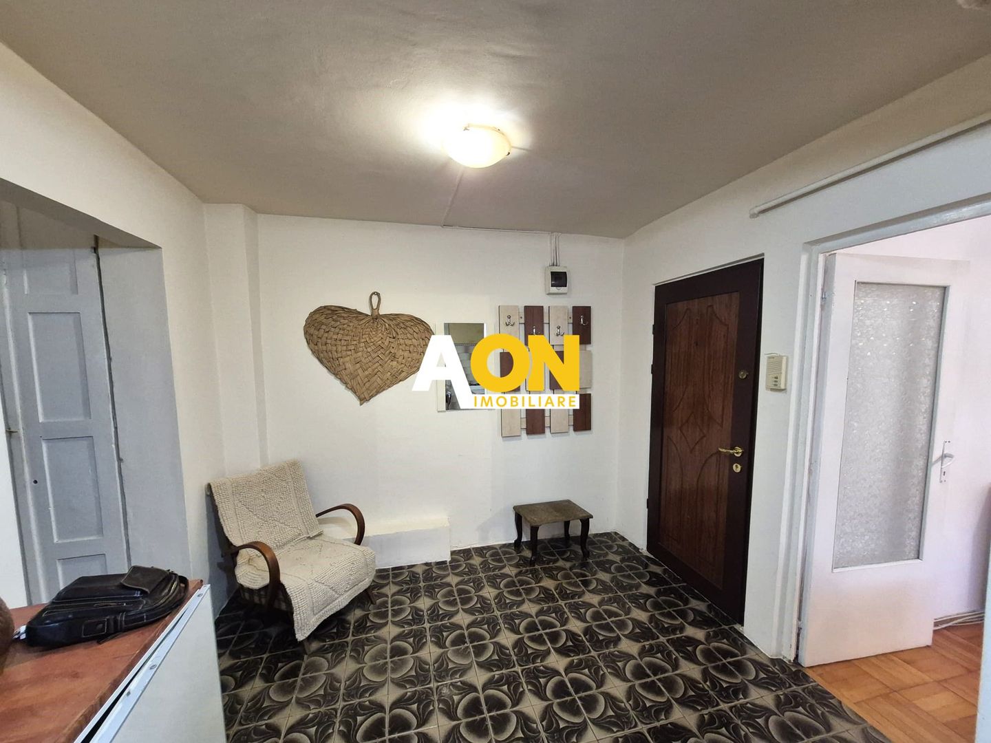 Apartament 2 Camere, Decomandat, 52 mp, Et.4, Zona Ampoi 3 - Poză 5