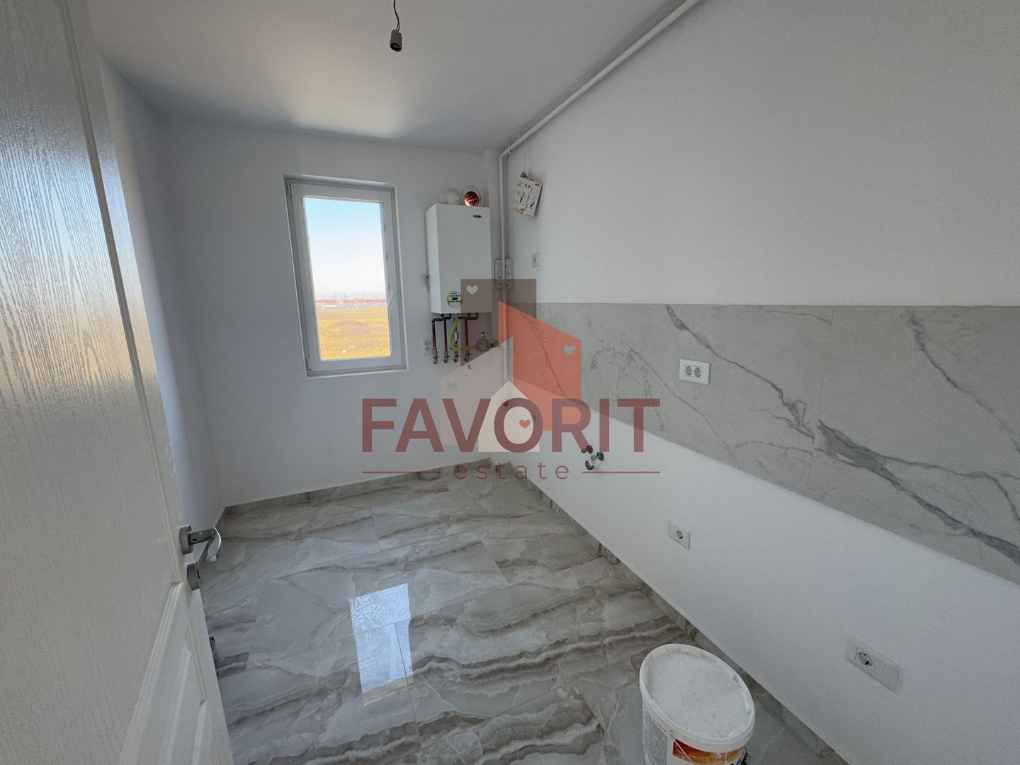 Disponibil imediat. Decomandat. TVA 21% inclus in pret - Poză 2