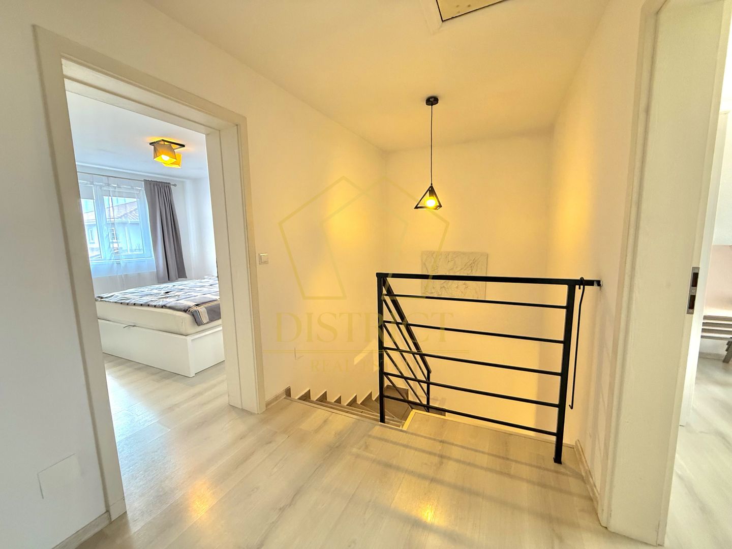 Duplex 4 camere cu curte proprie | Sanandrei | COMISION 0% - Poză 8