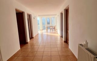 VILĂ ÎN BRAN – IDEALĂ PENTRU PENSIUNE, AZIL DE BĂTRÂNI, CENTRU MEDICAL - Poză 7