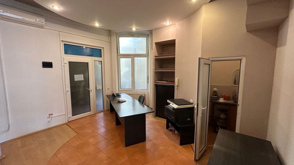 Spatiu birou zona Piața Unirii - Poză 6