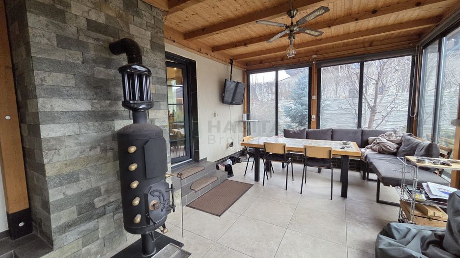 Casă unicat, stil american, 4 camere, garaj, teren 450 mp – Tunari - Poză 9