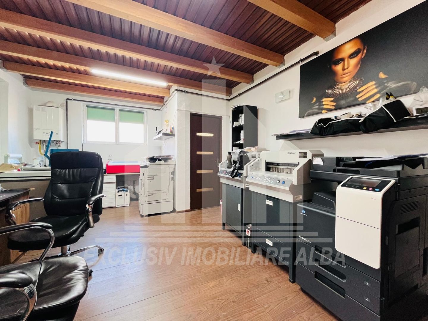 Aparament cu 3 camere, Centru, Bloc Nou - Poză 4