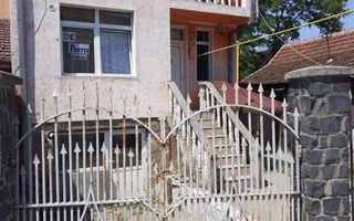 Ag. EUROPA vinde parterul unei case cu 2 etaje în zona Carpați 2. - Poză 6