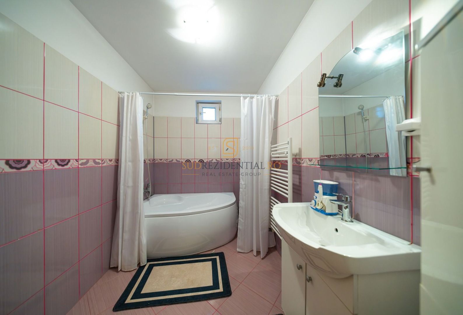 Casa individuala, metrou Aparatorii Patriei, sector 4, comision 0 - Poză 10