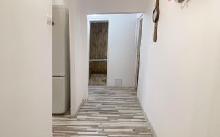 Apartament cu 2 camere de vanzare - Zona Hotel Europa - Poză 8