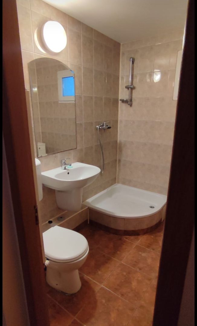Inchiriere apartament 3 camere Rahova - Modoran Ene - Poză 12