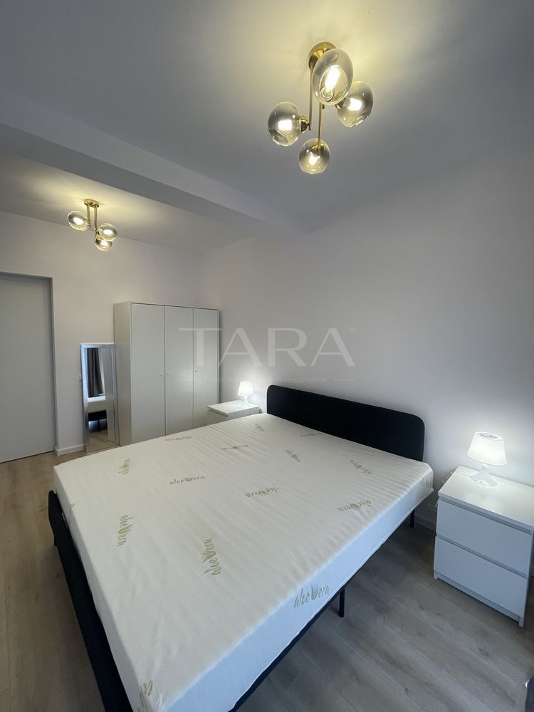 Casă nouă, mobilată, terasă panoramică, curte, Florești. - Poză 7