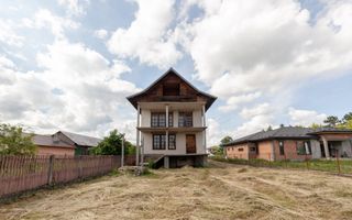 Casa in Domnesti Arges - ideala pentru locuire permanenta sau vacanta - Poză 2