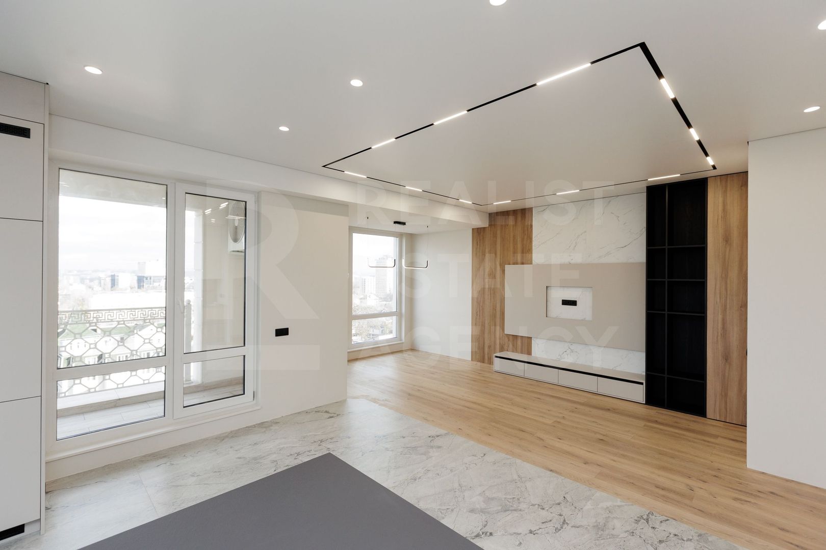 Vânzare, apartament, 4 camere, strada Constantin Stere, Centru - Poză 3