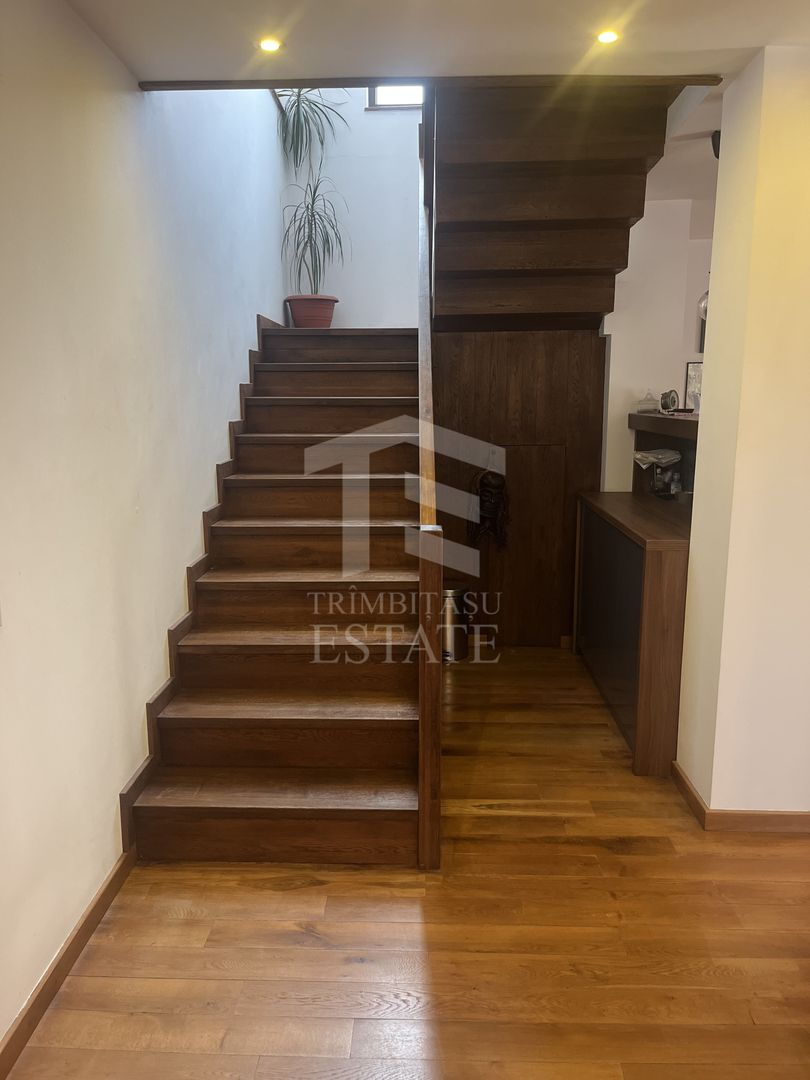 ANDRONACHE | Vila 4 Camere | Garaj  | Curte Verde | Ciubar & BBQ - Poză 10