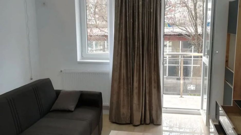 Apartament 2 camere etaj 1, parcare, centrală, Pallady - Poză 1