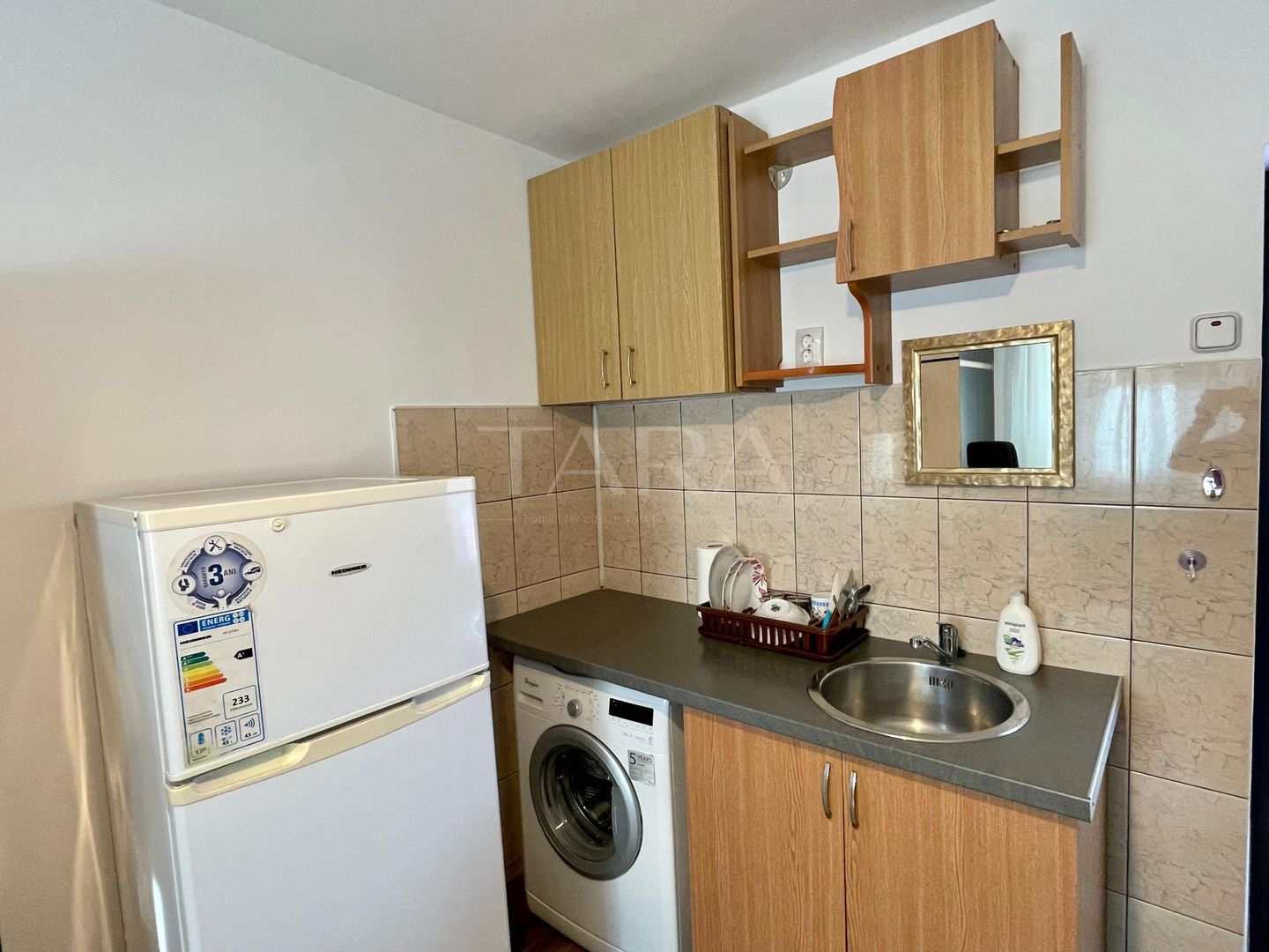 Garsoniera de inchiriat - Poză 3