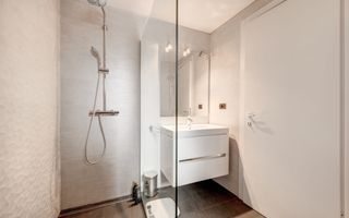 APARTAMENT SUPERB CU 3 CAMERE LA INCHIRERE IN ZONA DOROBANTI - Poză 4