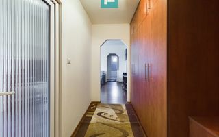 Apartament cu două camere, etajul 1. - Poză 8