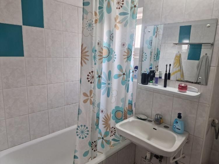 Apartament 3 camere cu loc de parcare in zona Stefan Cel Mare 5 min de Metrou - Poză 4