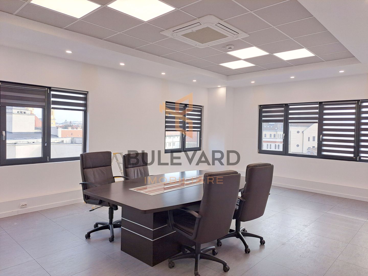 Spatiu birou in zona centrala! - Poză 12