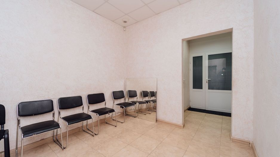 VÂNZARE I SPAȚIU COMERCIAL I STRĂȘENI SIREȚ I 293 m² - Poză 9