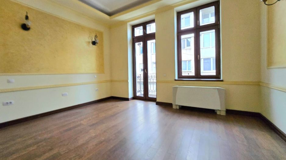 Spațiu de birouri ultracentral de inchiriat - etaj 1-intrare separata - Poză 7