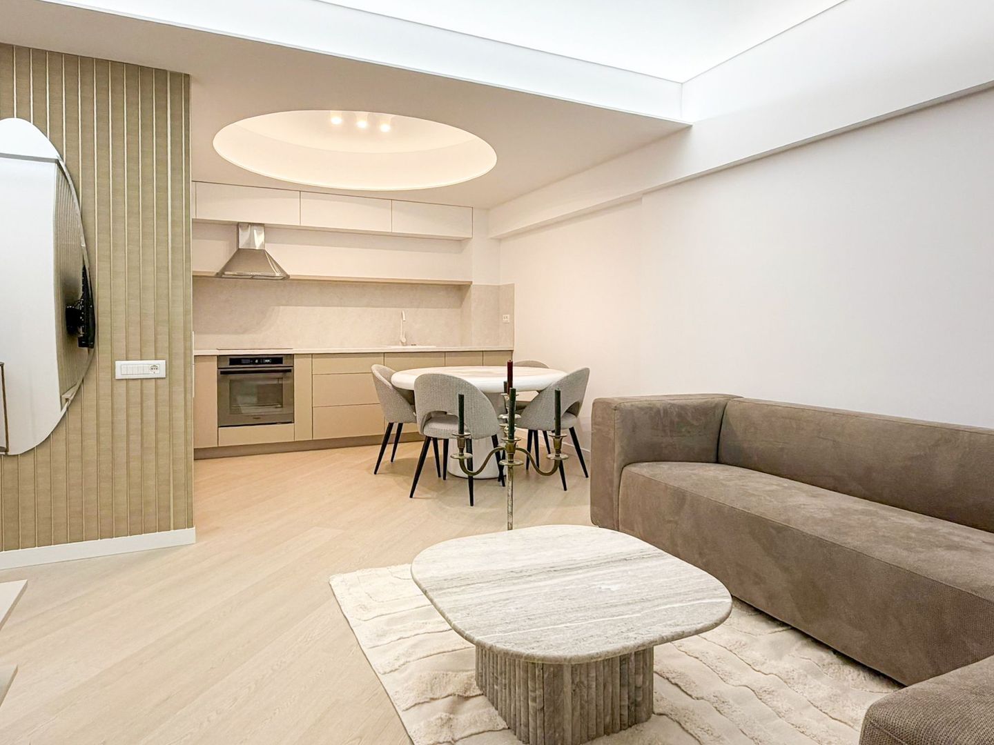 Chirie I Apartament 3 Camere | Prima Închiriere I Parcare Subterană - Poză 1