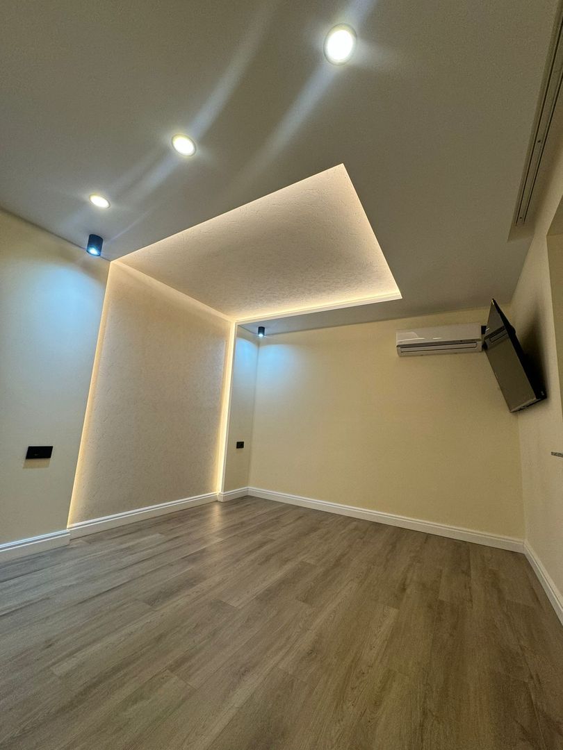 Apartament de Închiriat/Vânzare  I Suceava/Central I 123.000/420Euro - Poză 5