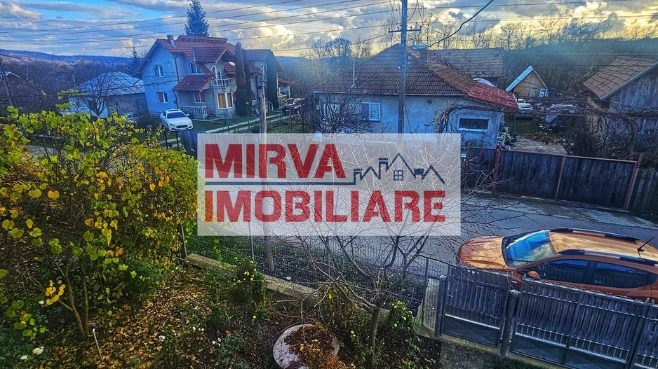 Exclusivitate! Casă cu teren generos în Sat Olteni, Com.Teișani - Poză 47