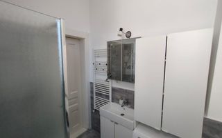 Apartament 2 camere iosefin la curte comuna - Poză 6