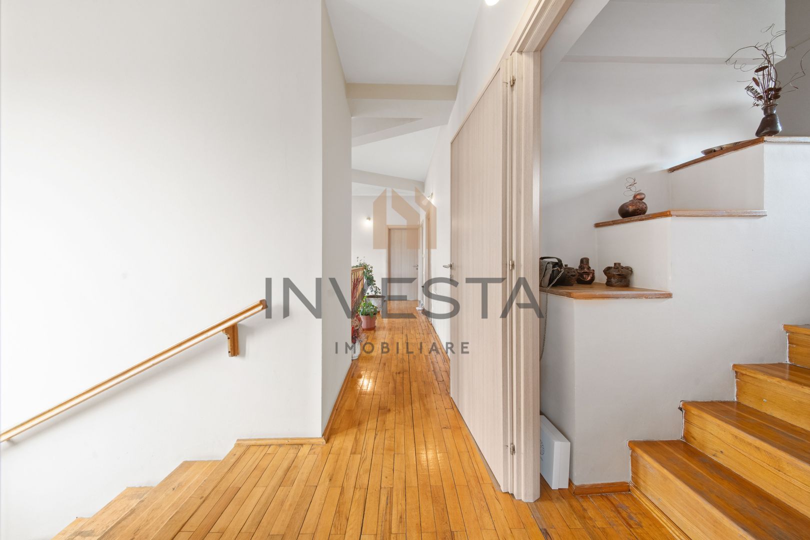 Vila ideala pentru locuința, clinica sau birouri! - Poză 17