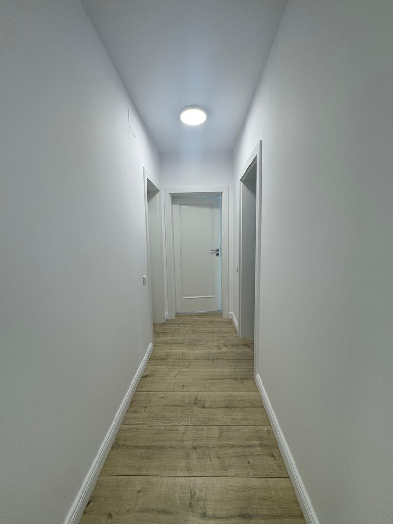 Apartament 3 camere, parcare subterana - Poză 9
