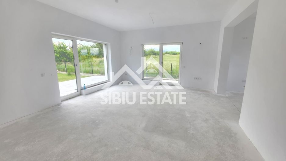 Casa individuala 5 camere, 3 bai, Cristian, Sibiu - Poză 13