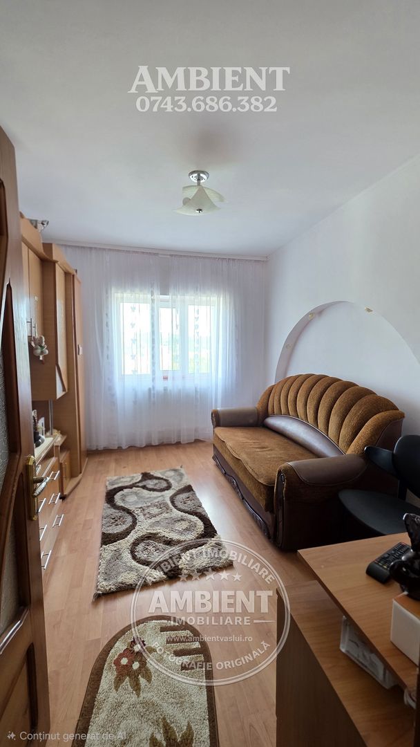 Apartament cu 4 camere + GARSONIERĂ la același etaj – VASLUI, Zona CARTIER - Poză 6