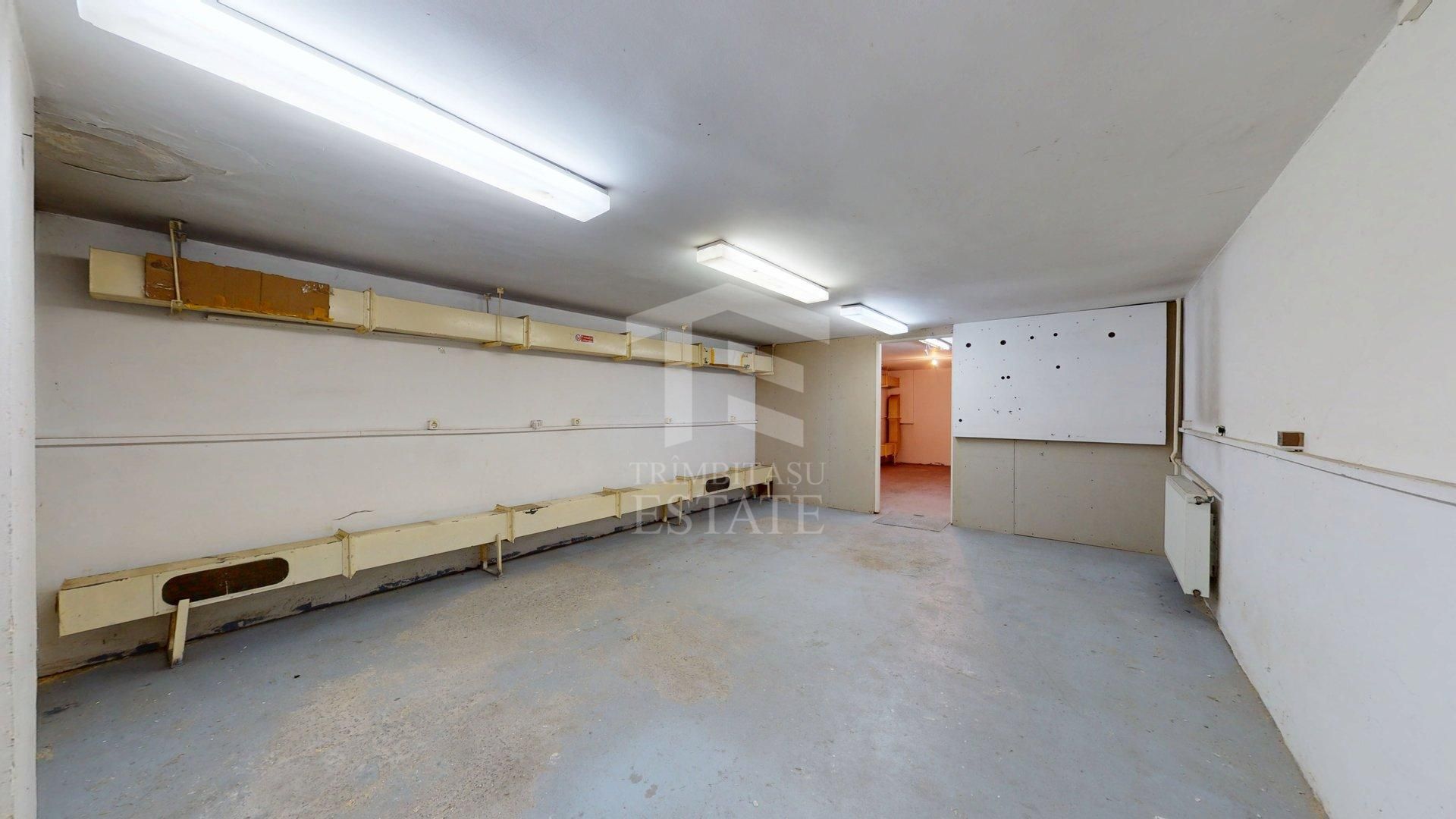 DAMAROAIA | Jiului | Chirie Casa 16 camere | 15 parcari + metrou 900m - Poză 9