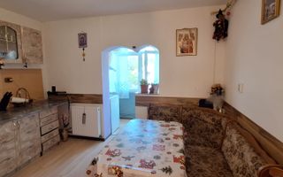APARTAMENT DE VANZARE ETAJ 2/4 DECOMANDAT ZONA 1 MAI - Poză 5