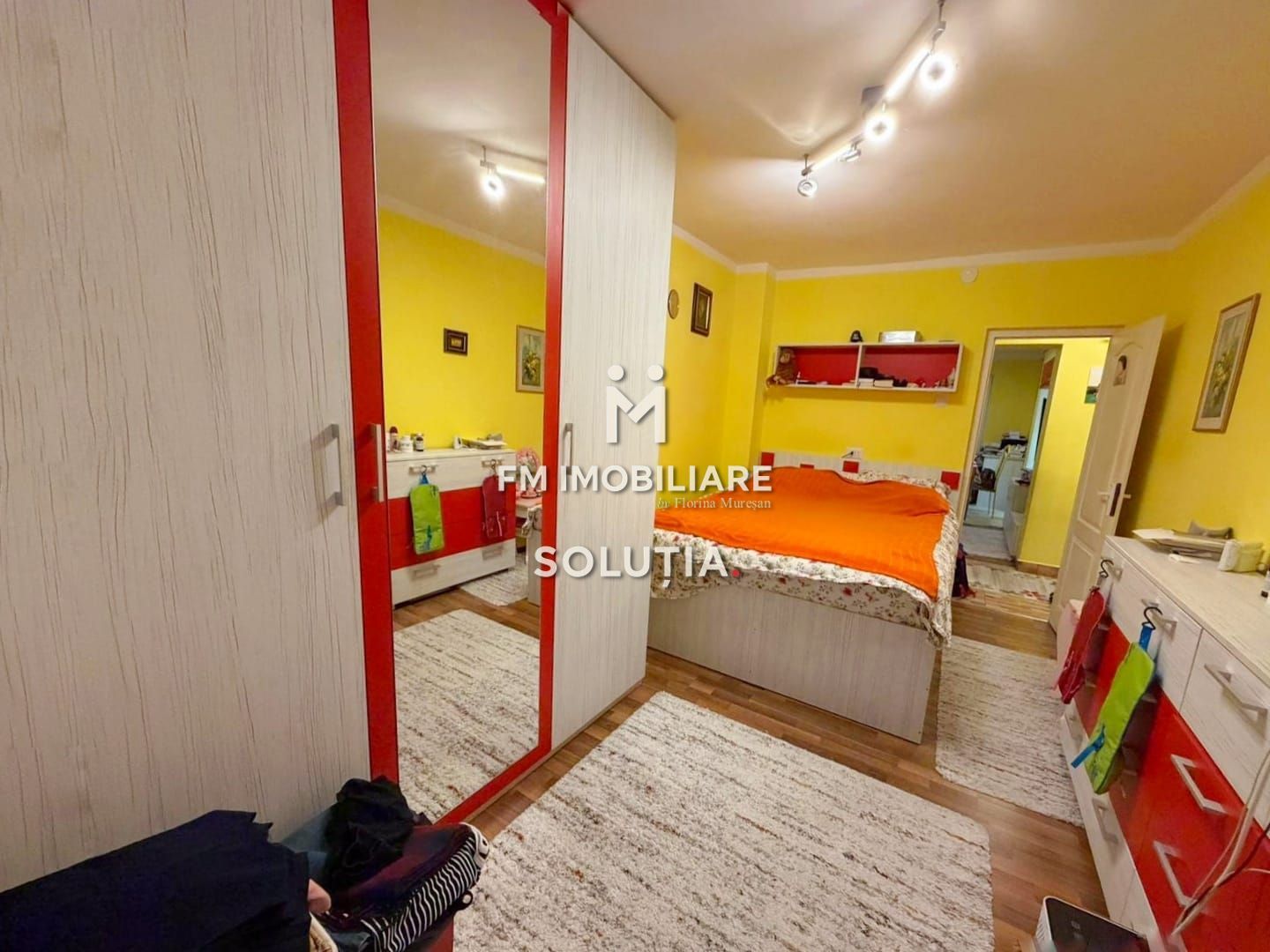 Apartament  3 camere decomandat, etajul2 -zona Serelor/Casa de Pensii - Poză 4