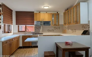 Parc Bazilescu - Str. Nuvelei 95, Casa P+M, 173 mp utili, teren 288 mp - Poză 12