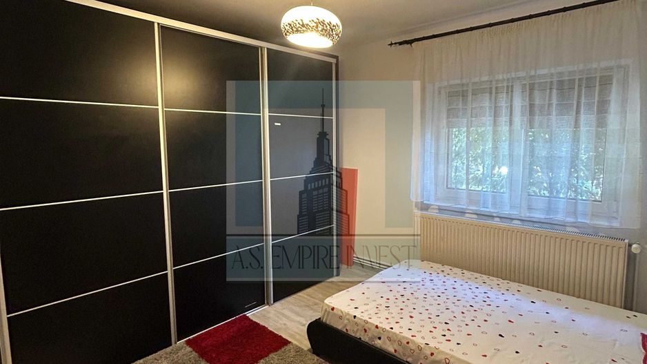 Apartament decomandat, cu 4 camere - str. Hărmanului - Poză 6