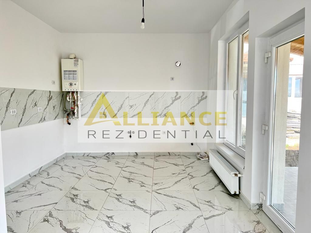 Casa individuala ~ P+1E+POD ~ 5 camere - 2 bai ~ 468 teren - Poză 18