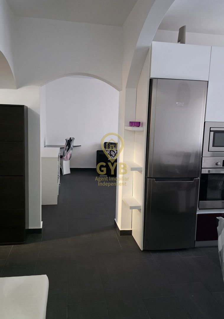 De închiriat – Apartament modern cu 3 camere | Zona Centrală | Str. General Magh - Poză 8