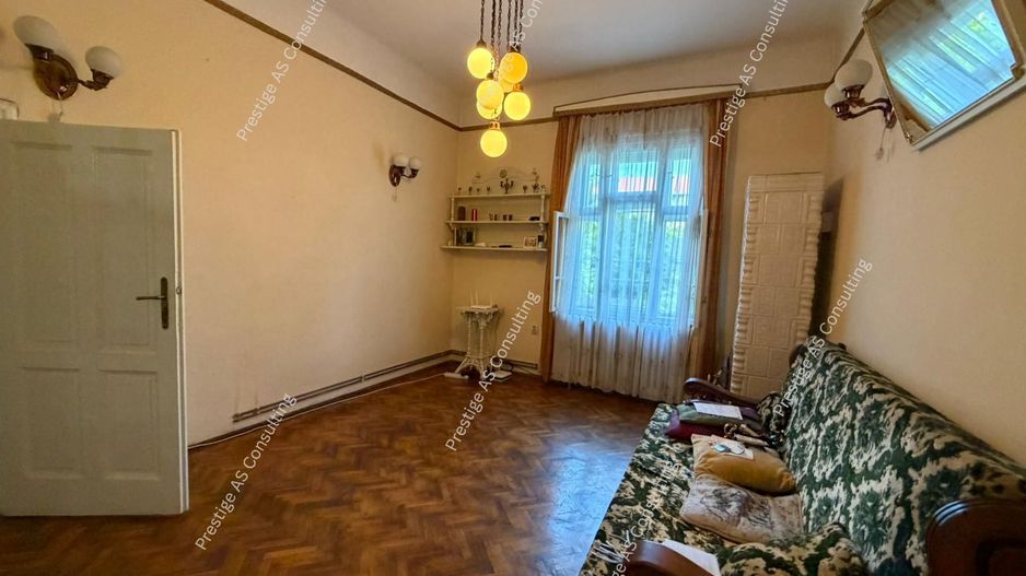 Casa individuala 2 apartamente | 310 mp utili |  clinica / birouri Elisabetin - Poză 20