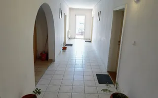 Imobil pretabil activitati diverse: clinica medicala/camin batrani/pensiune - Poză 40