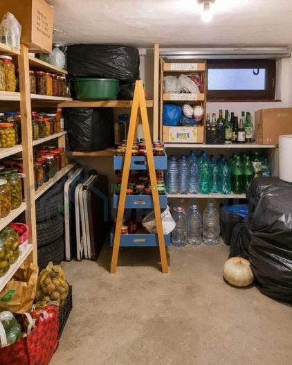 Apartament 3 camere decomandate în Valea Adâncă, lângă Hotel Capitol, cu boxă și 2 locuri de parcare - Poză 7