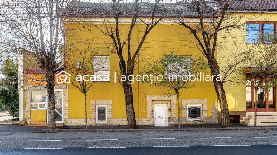 Spațiu generos în centrul Aradului. Ideal pentru birouri sau cabinete - Poză 9