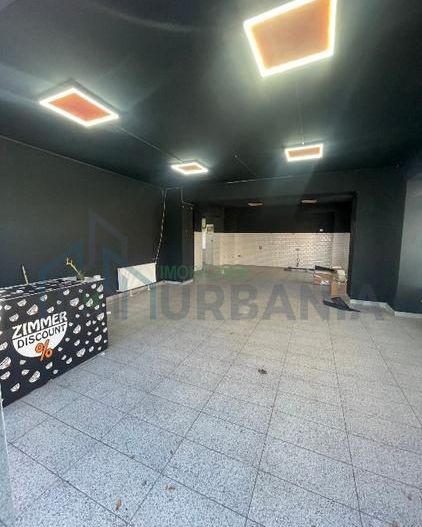 spatiul comercial prin destinatie, - Poză 6