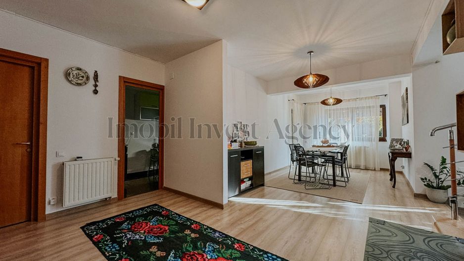 Vila cu 4 camere in Pipera in complex securizat - Poză 5