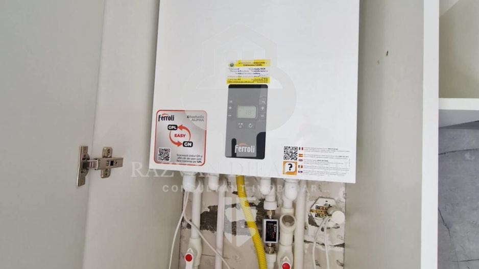 Casă spațioasă, mobilată și utilată în Năvodari Nord-Vest - Poză 2