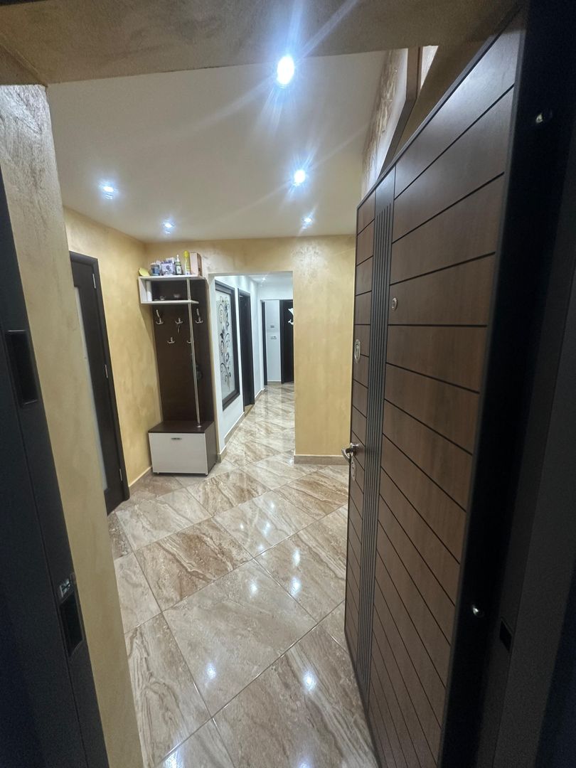 Apartament 3 camere de vanzare Dristor - Poză 6